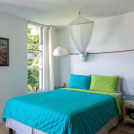 Deluxe Montego Bay Club Studio & Suites Bagian luar foto
