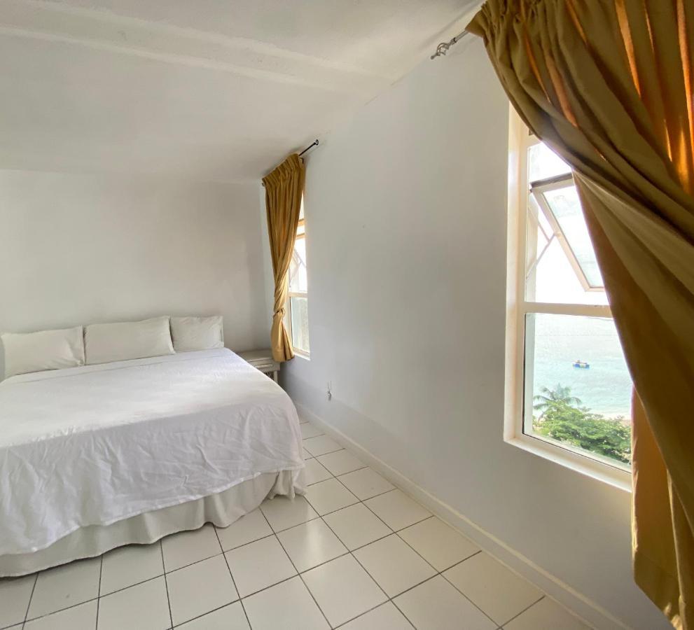 Deluxe Montego Bay Club Studio & Suites Bagian luar foto
