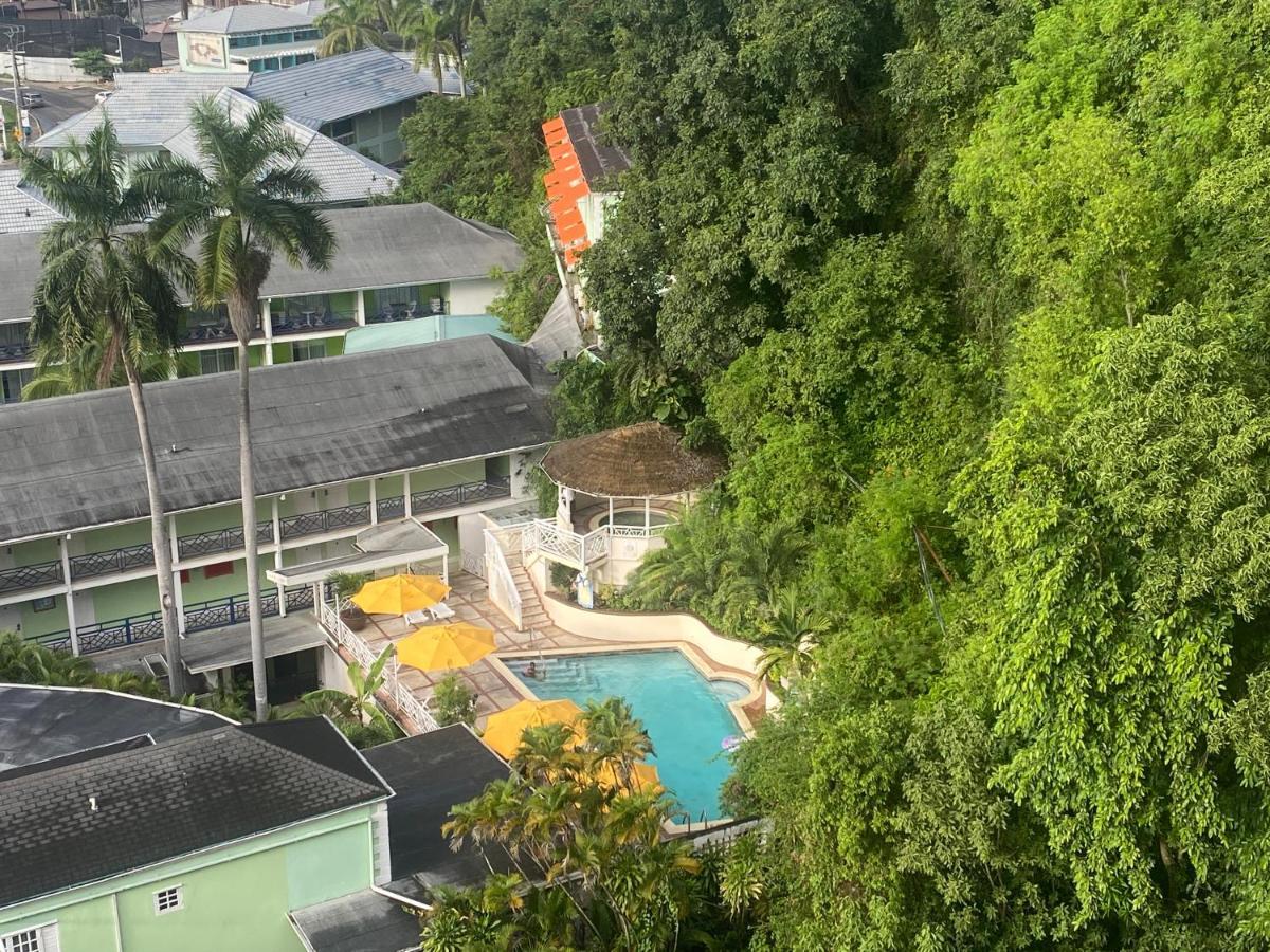 Deluxe Montego Bay Club Studio & Suites Bagian luar foto