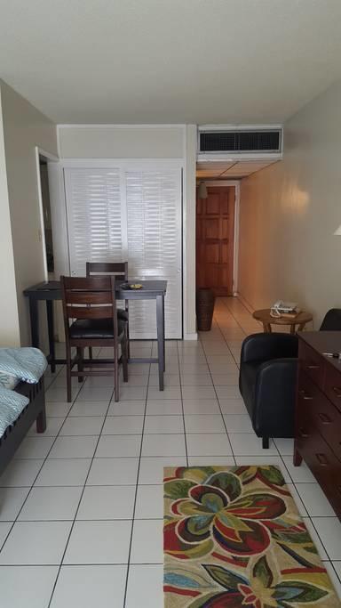 Deluxe Montego Bay Club Studio & Suites Bagian luar foto